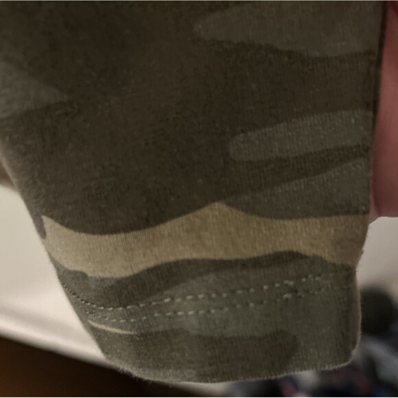 PUMA Size Medium Women's Logo Leggings - Puma Camouflage Pattern - Picture 5 of 13